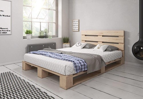 Palettenbett aus holz - palettenbett,